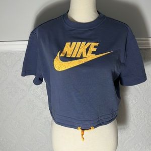 SOLD Nike crop top